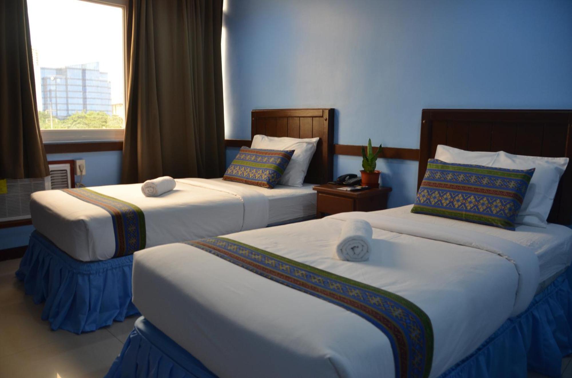 Alu Hotel Davao City Buitenkant foto
