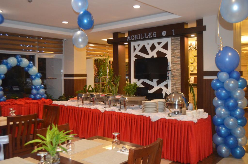 Alu Hotel Davao City Buitenkant foto
