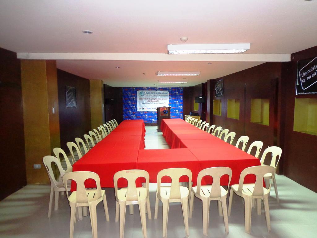 Alu Hotel Davao City Buitenkant foto
