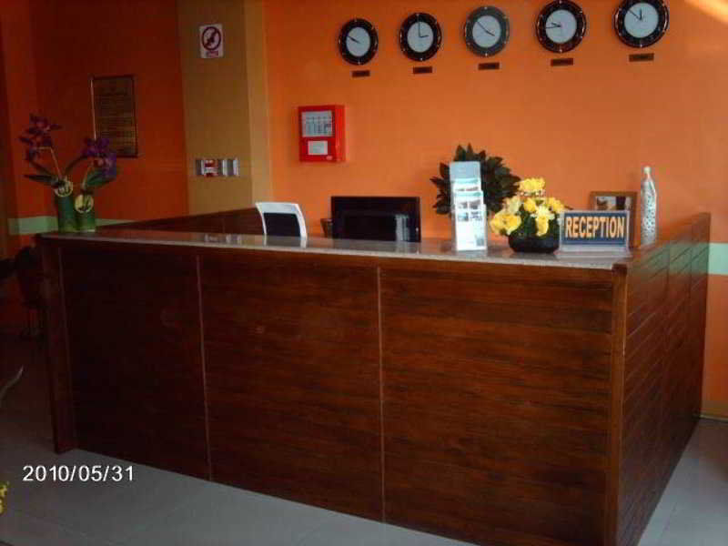 Alu Hotel Davao City Buitenkant foto